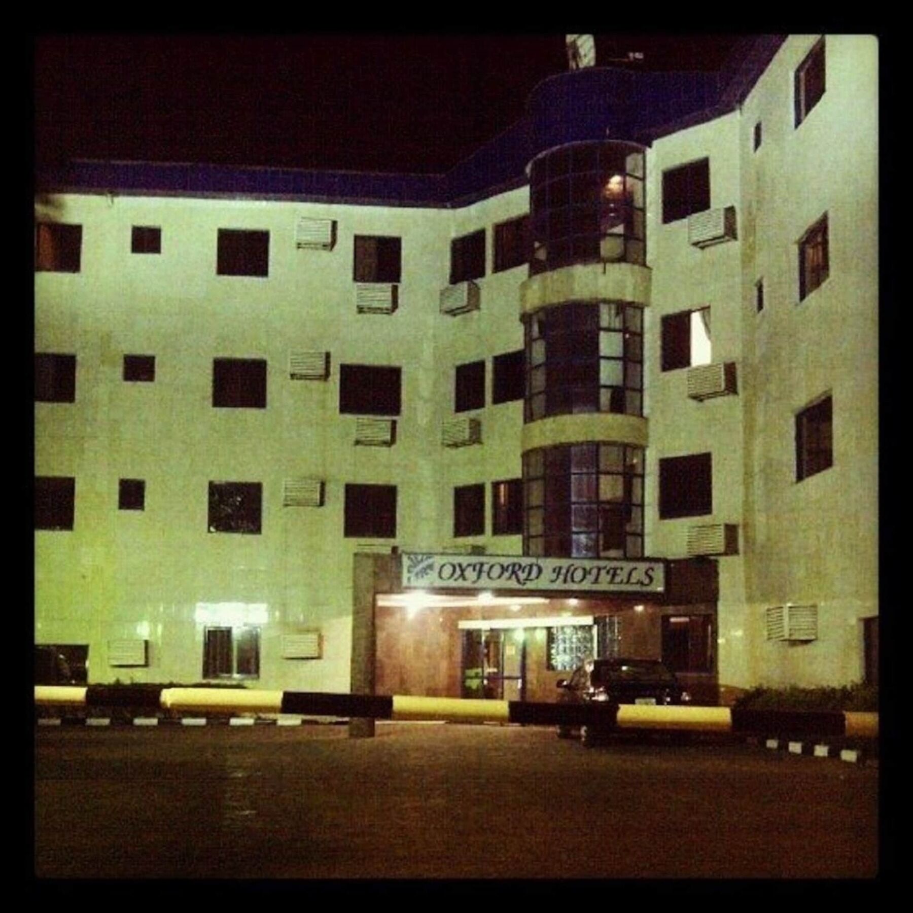 Oxford Hotel Abuja Wupa Exterior photo